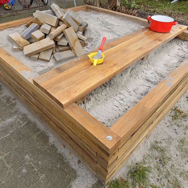 Legeklodser til udeleg