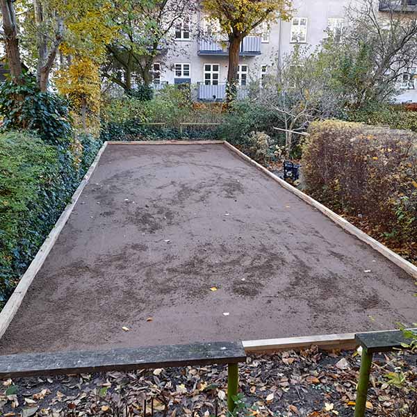 Petanquebane 2,8x11,6 meter anlagt for boligforening i Valby