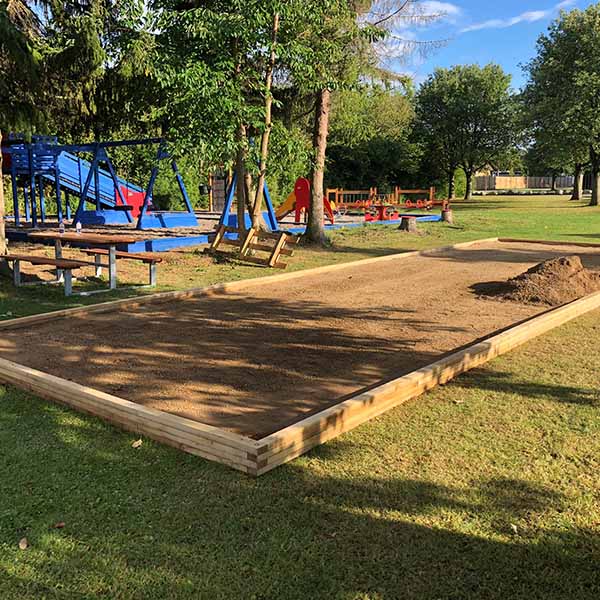 Petanquebane 3x12 meter anlagt for ejerforening.