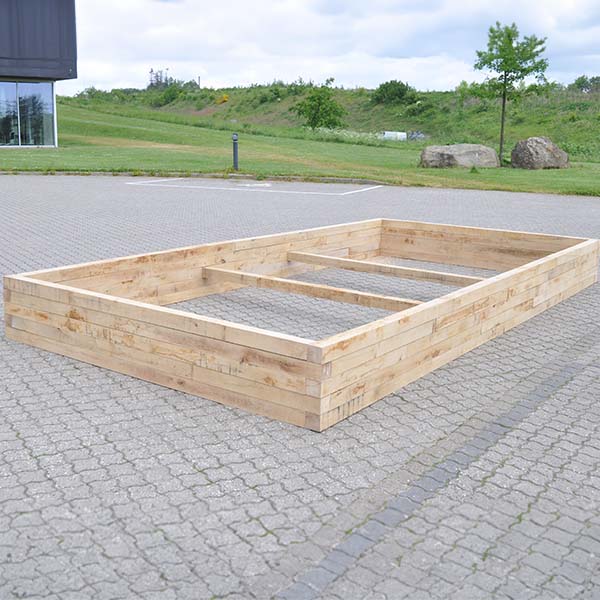 værksted Håndværkerhøjbed i 82x82mm savskårne egestolper - 600x600