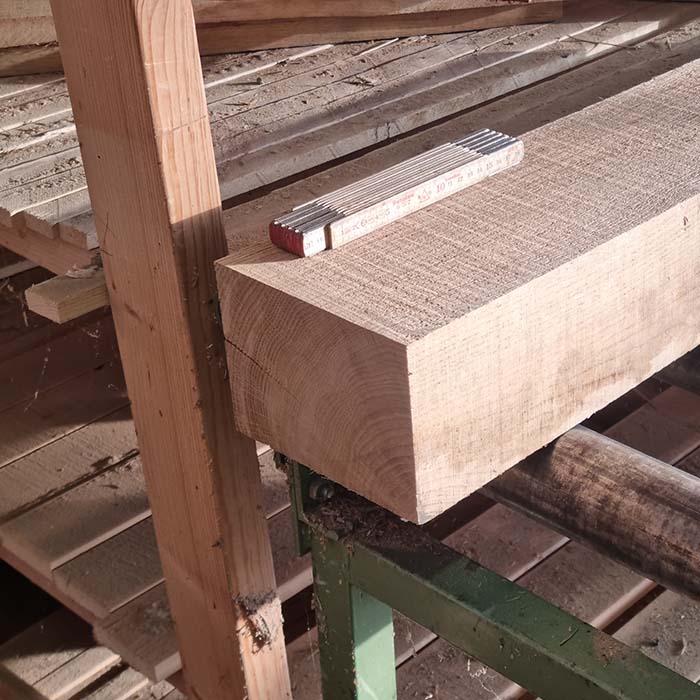 trælast produkt stolper savskåret 125x150 01 - 700x700