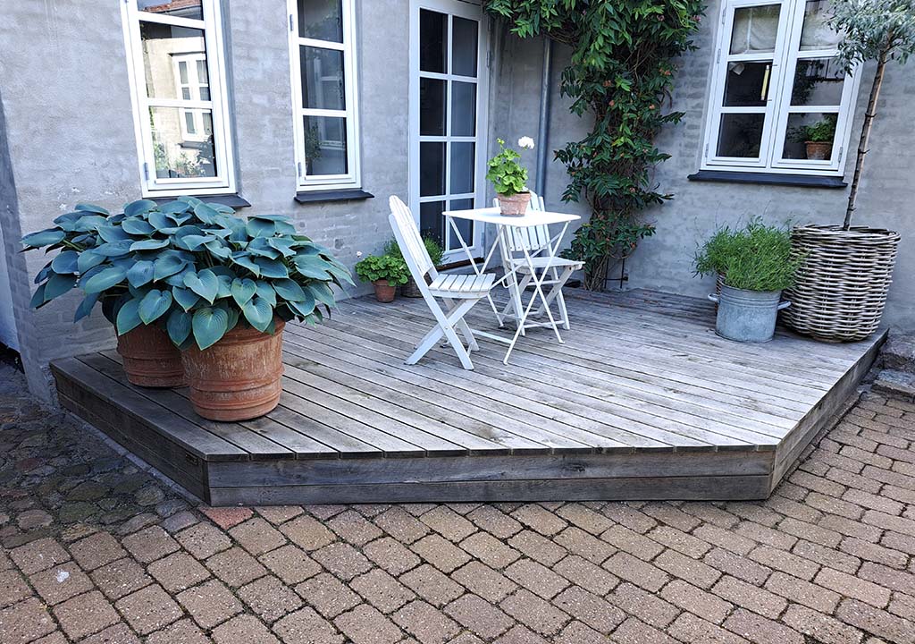 terrasse-28x106-fra-kunde-8.8-1-1024x720-1