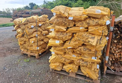 Ege brænde leveret på palle - Egebrænde - Salg egetræsbrænde - brænde i eg