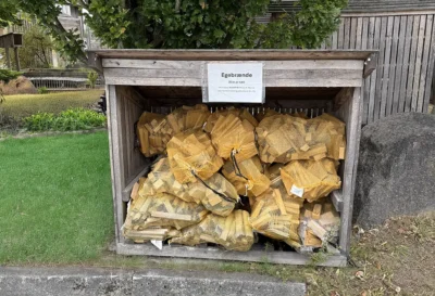 Egebrænde - Salg egetræsbrænde - brænde i eg